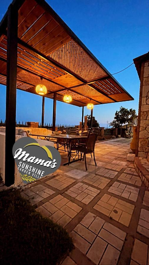Mama'S Sunshine Garden Villa Ájosz Ilíasz Kültér fotó