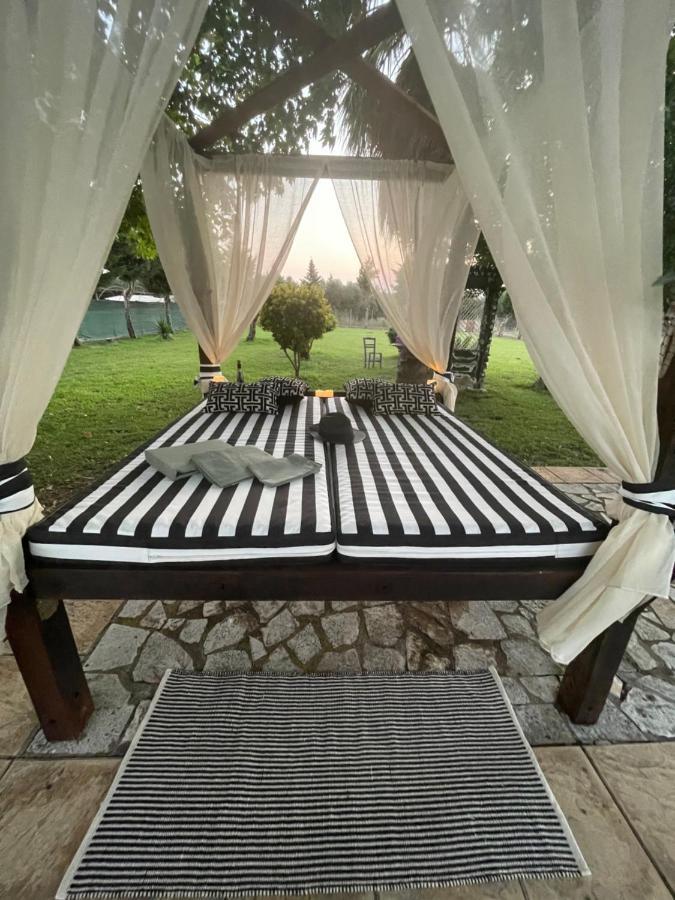 Mama'S Sunshine Garden Villa Ájosz Ilíasz Kültér fotó