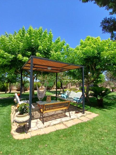 Mama'S Sunshine Garden Villa Ájosz Ilíasz Kültér fotó
